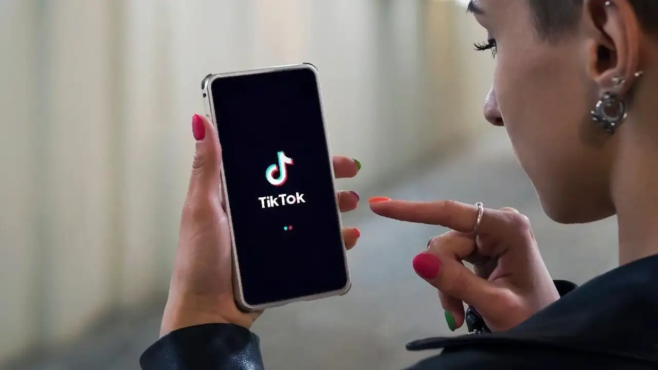 AB’den TikTok’a bağımlılık incelemesi: Tasarımın Dijital Hizmetler Yasası’nı ihlal ettiği belirlendi