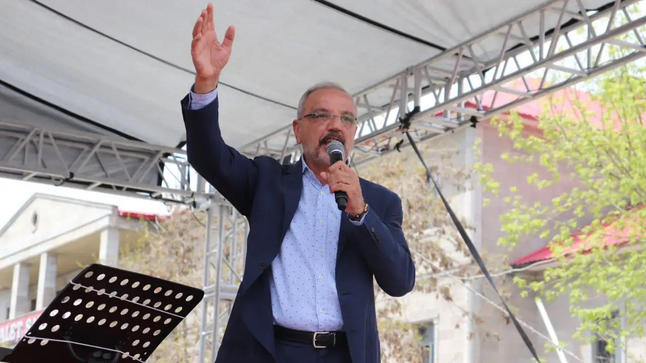 Sakık: Biz demokrasi talebi olan bir partiyiz, ikinci tur için yine sokaktayız