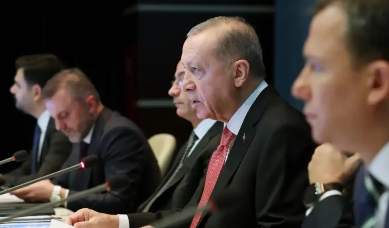 Meclis kulisinde Erdoğan'a 'damat' eleştirisi! "O kadar iktidar ol, İstanbul için başka aday bulama"