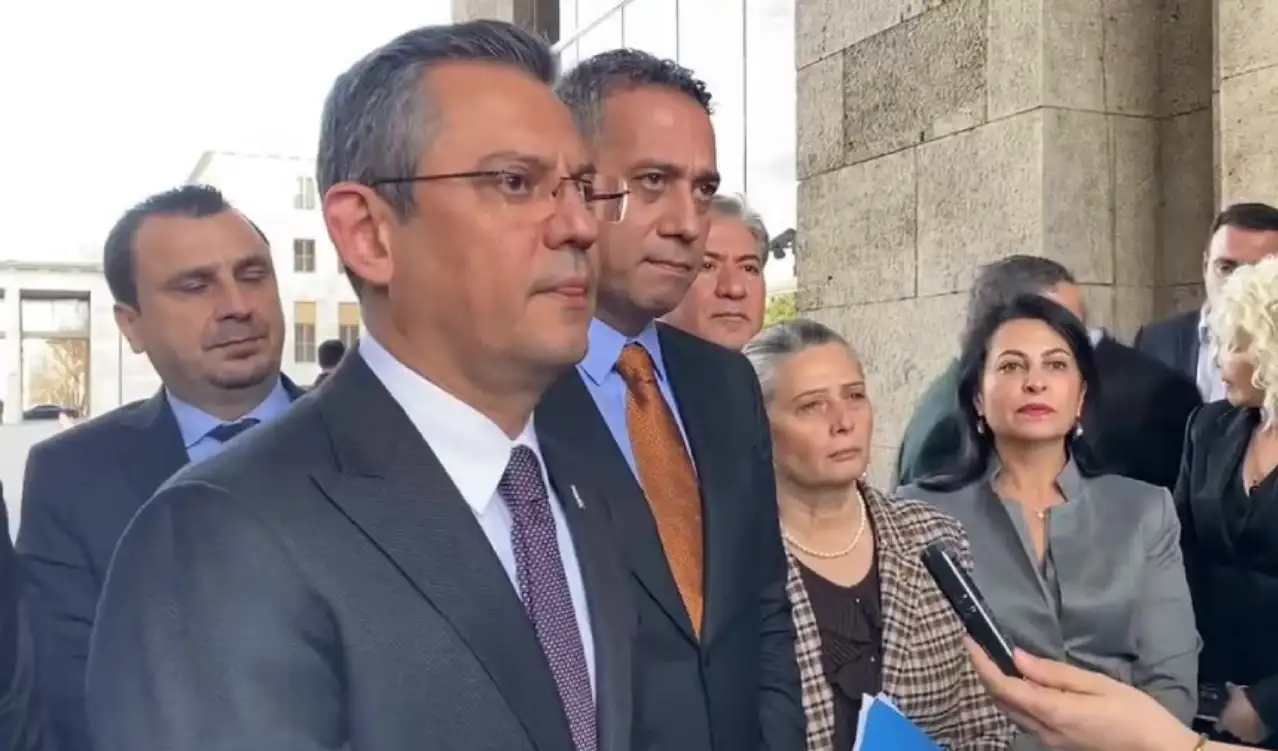 Özgür Özel'den Erdoğan'a 'gövde gösterisi' yanıtı: Utanarak ve ürpererek dinledim
