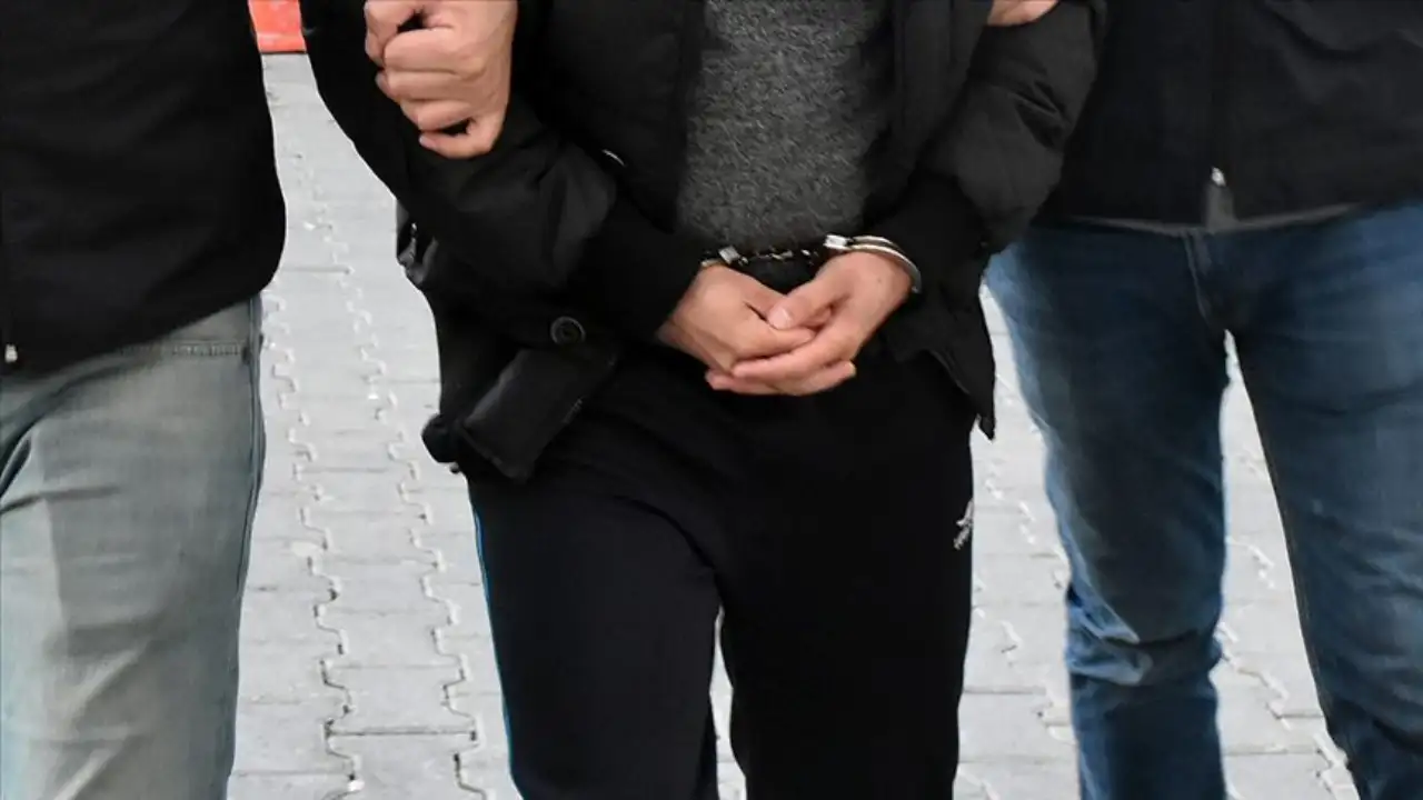 Muğla'da rüşvet soruşturması: Kaymakamın koruması ve şoförü gözaltına alındı