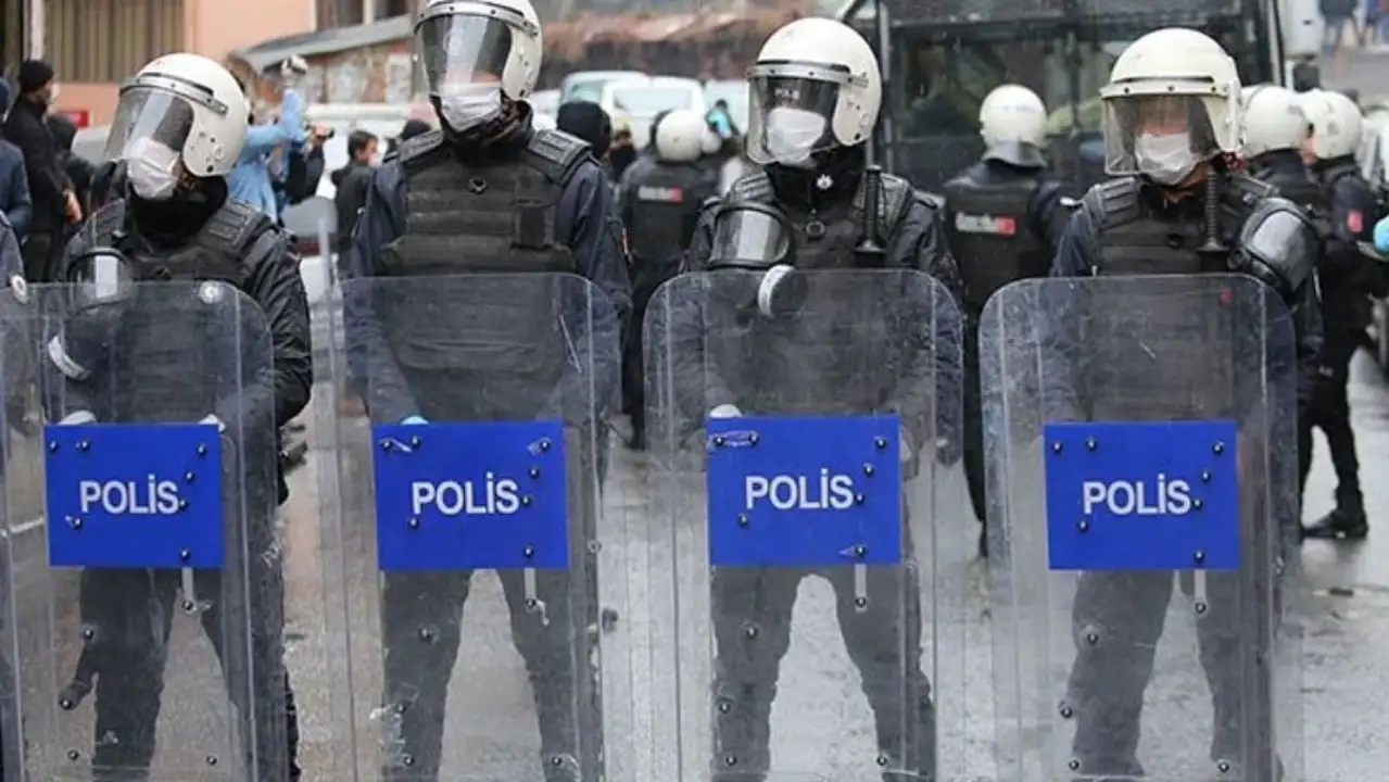 Bitlis'te toplantı ve gösteri yürüyüşleri 15 gün süreyle yasaklandı