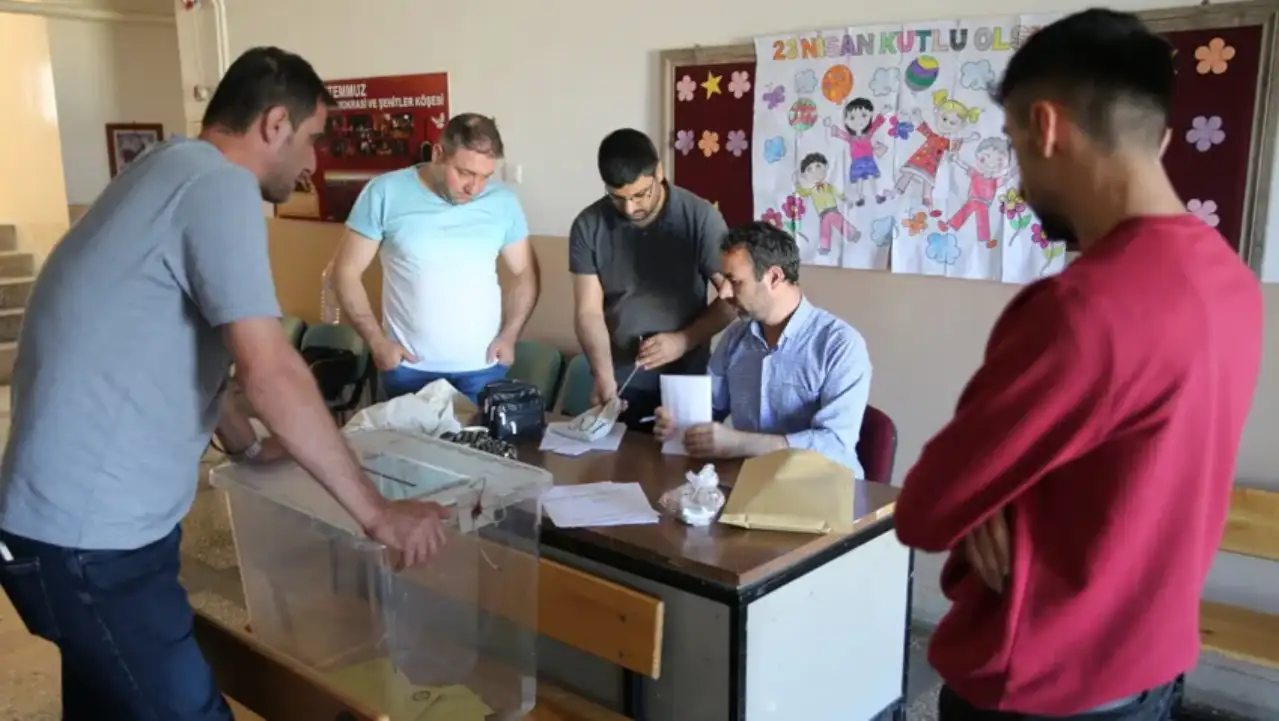 Muhtarlık kavgasında 1 kişi ölmüştü: Sandığa sadece 8 seçmen gitti