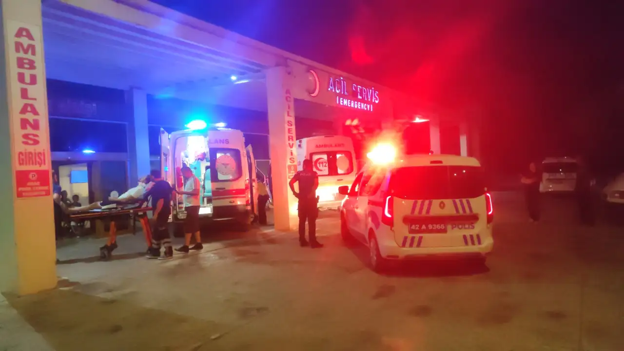 Konya'da komşu iki aile arasında çıkan park yeri kavgasında 4 kişi yaralandı
