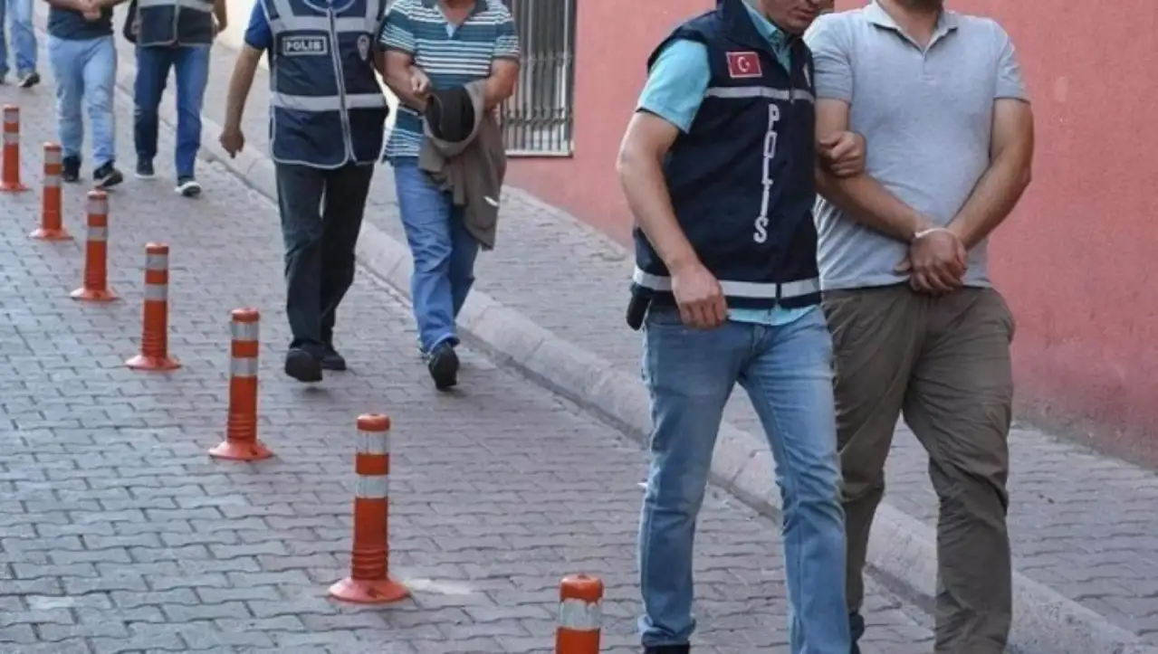 Denizli'de sahte kan raporu operasyonu: 13 şüpheli adliyede