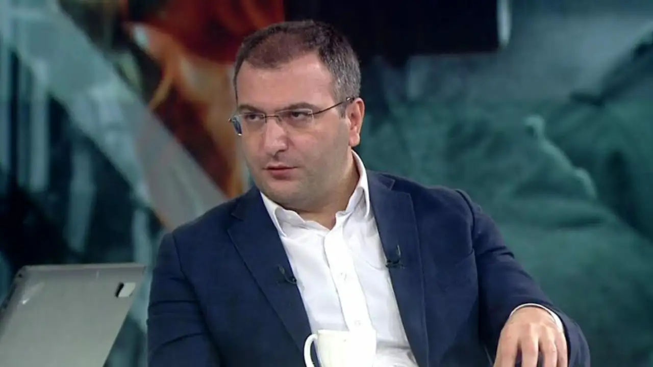 Cem Küçük, CHP'ye operasyonun medya ayağını itiraf etti