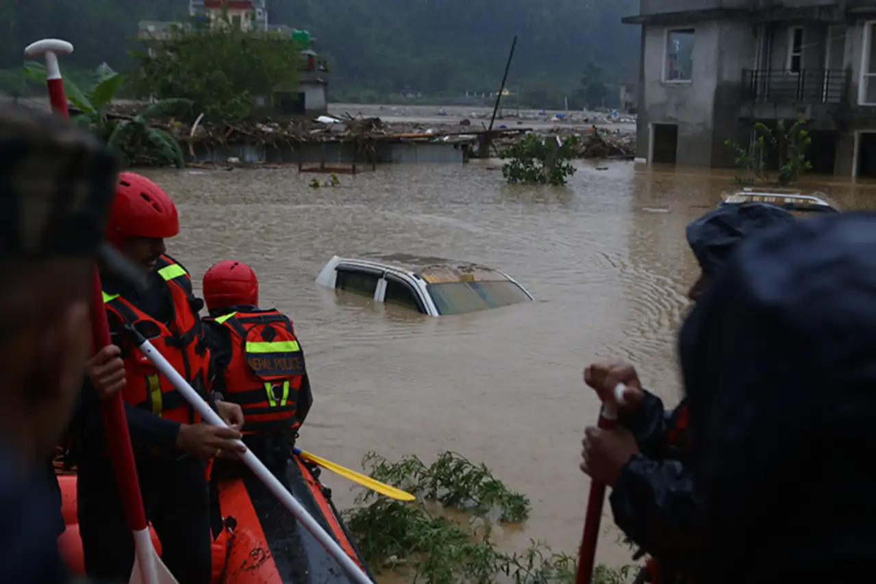 Nepal'de selden hayatını kaybedenlerin sayısı 47'ye ulaştı