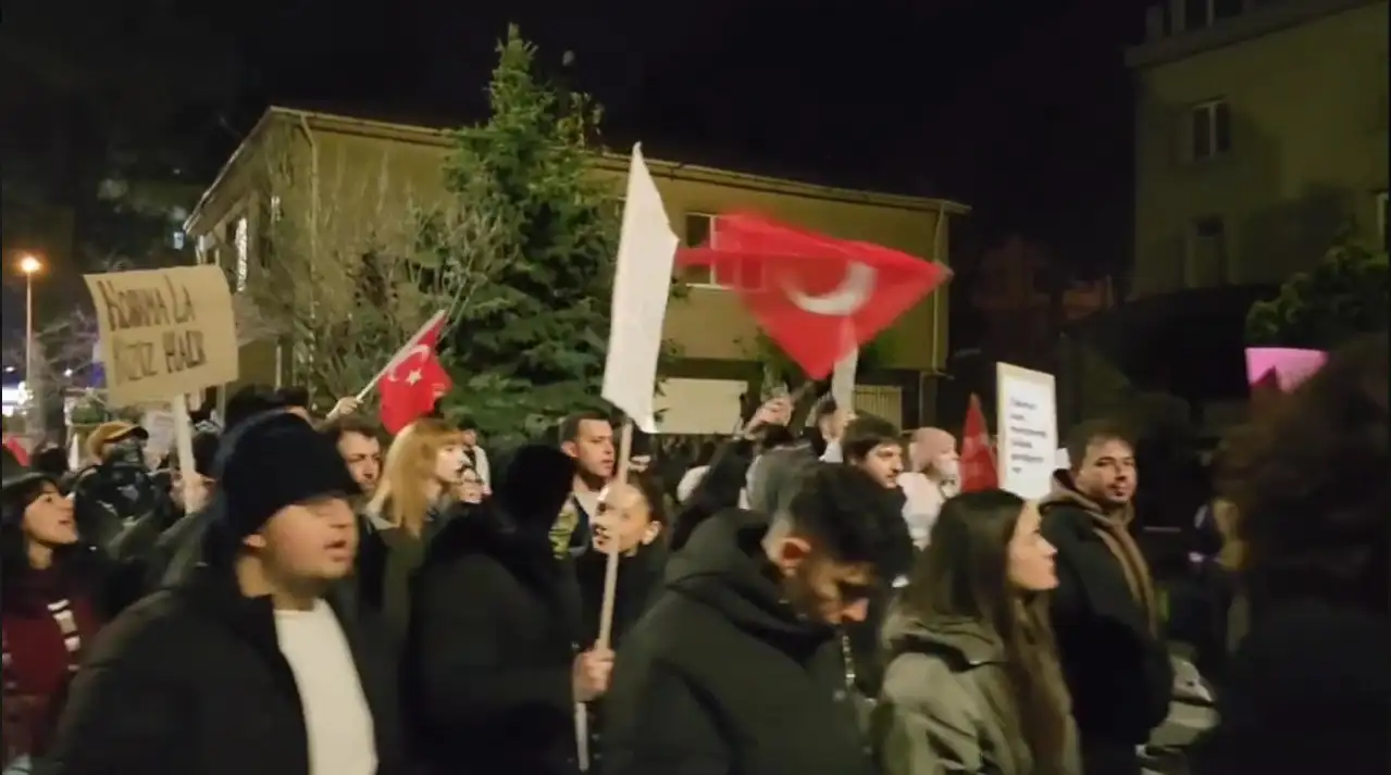 Samsun’da üniversite öğrencilerinden İmamoğlu’na destek: Hak, hukuk, adalet