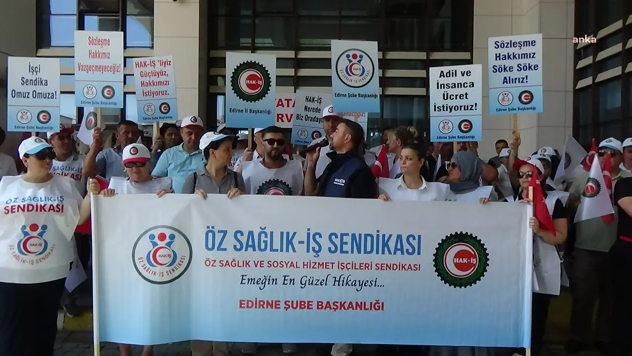 Edirne'de sağlık çalışanlarından yüzde 16'lık zam teklifine karşı eylem