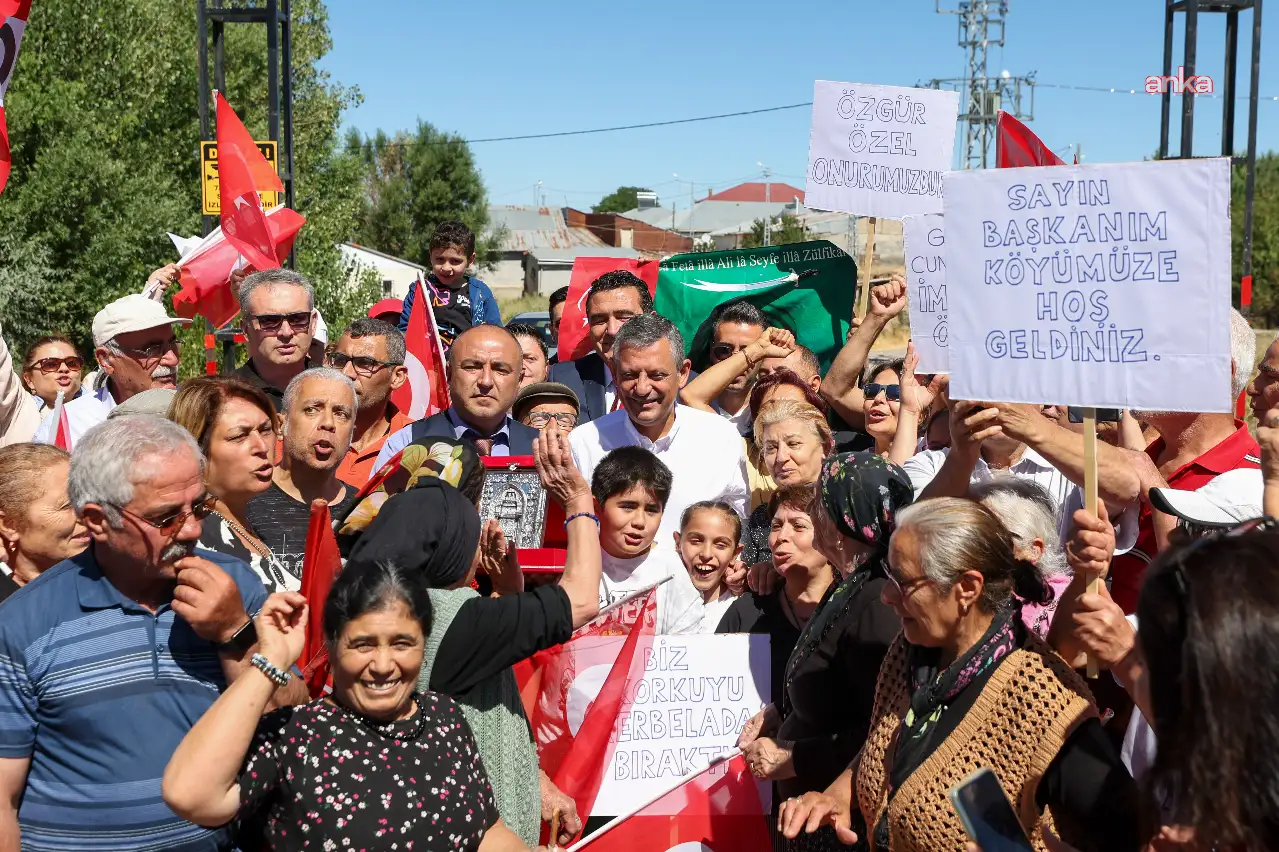 Özgür Özel'den Sivas'ta miting çağrısı: AK Toroslar çetesini dinlemek isteyenler gelsin