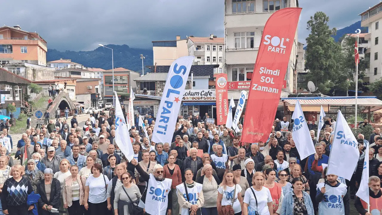 Sol Parti, Artvin'de miting düzenledi: Tek adam rejimine karşı birleşik muhalefet kurmalıyız