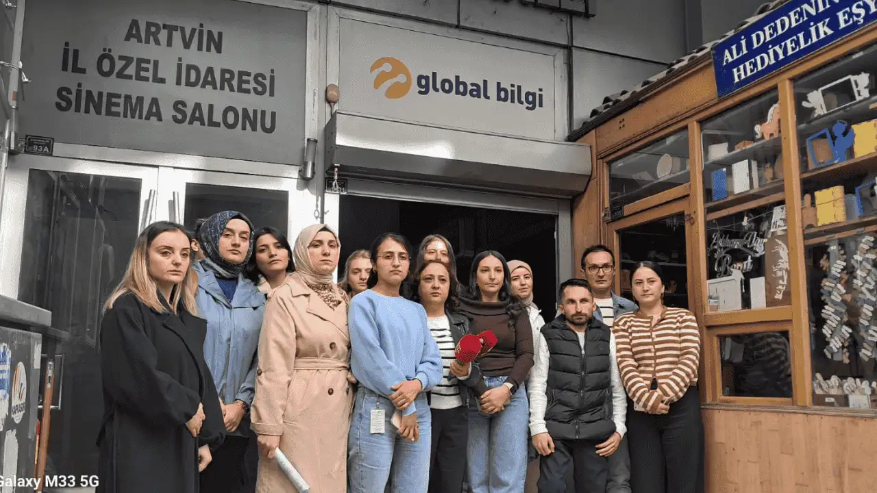 Artvin'de çağrı merkezi çalışanları ayakta: Zorunlu atamayı ve Home Office'i kabul etmiyoruz