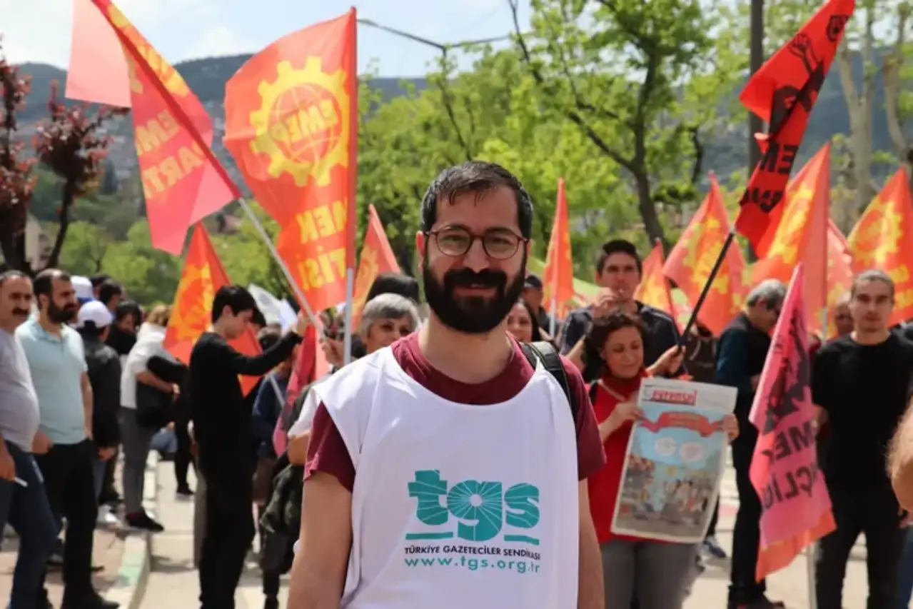 Bursa Muhalif Gazetesi Haber Müdürü Uğur Ökdemir gözaltına alındı