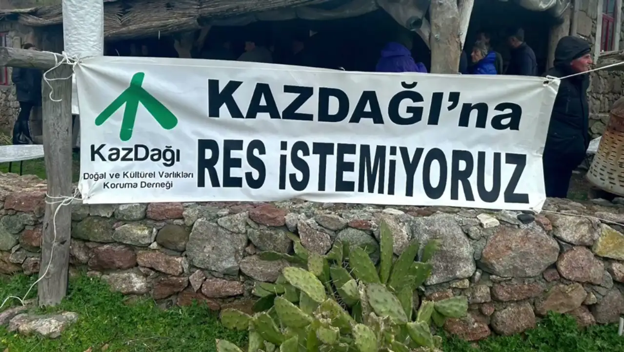 Ayvacık ilçesi Cemaller ve Söğütlü köylülerinden keşif isyanı!