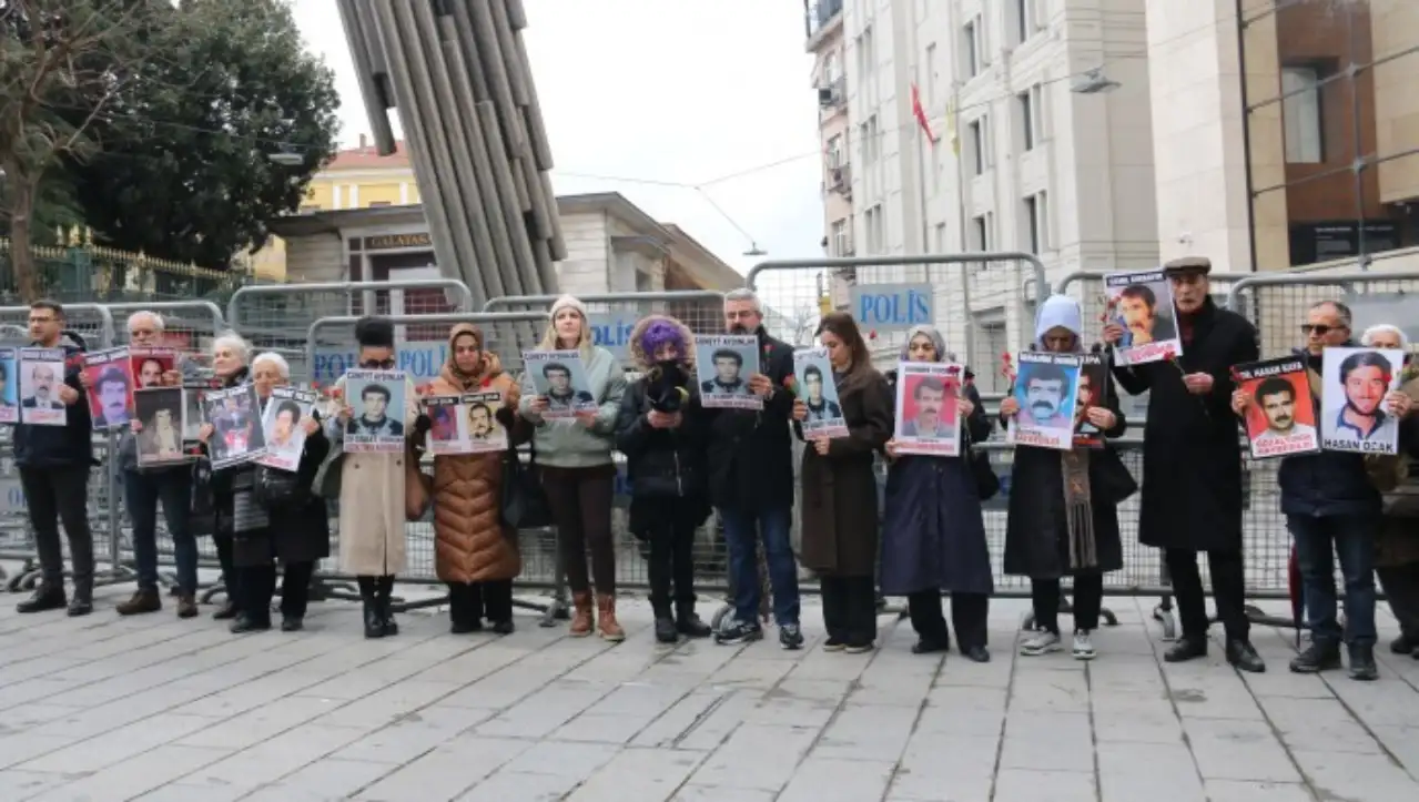 Cumartesi Anneleri 1092'nci haftada Cüneyt Aydınlar'ın akıbetini sordu