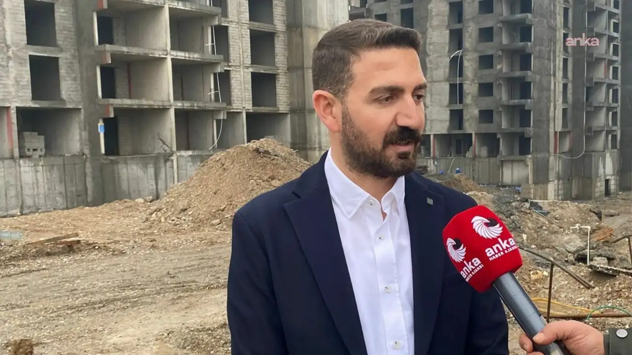 6 Şubat depremlerinin üzerinden 3 yıl geçti: Adıyaman'da 32 binden fazla vatandaş hâlen konteynerlerde yaşıyor