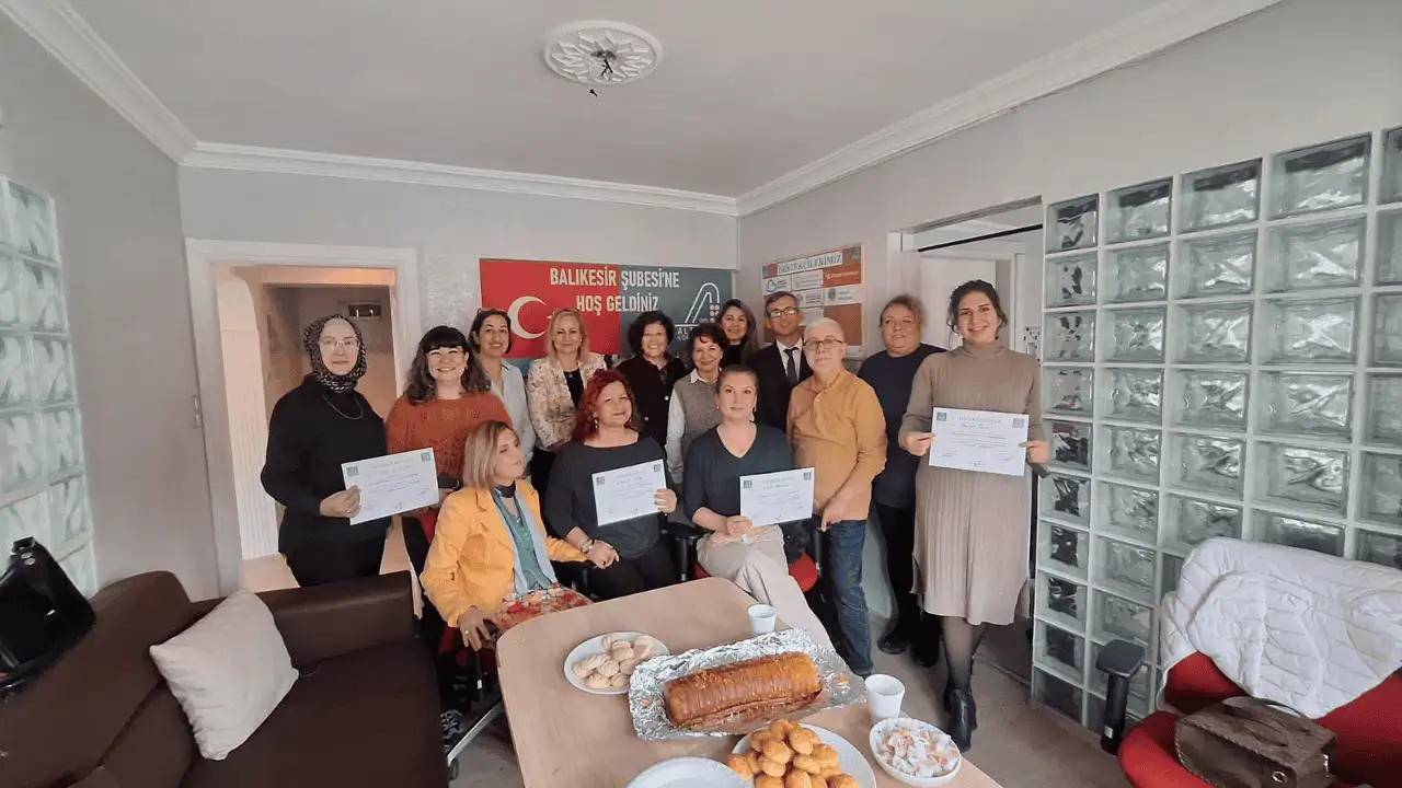 Altı Nokta Körler Derneği Balıkesir Şubesi’nden “Gönüllü Okuyuculuk Gönülden Gönüle Yolculuk” projesi