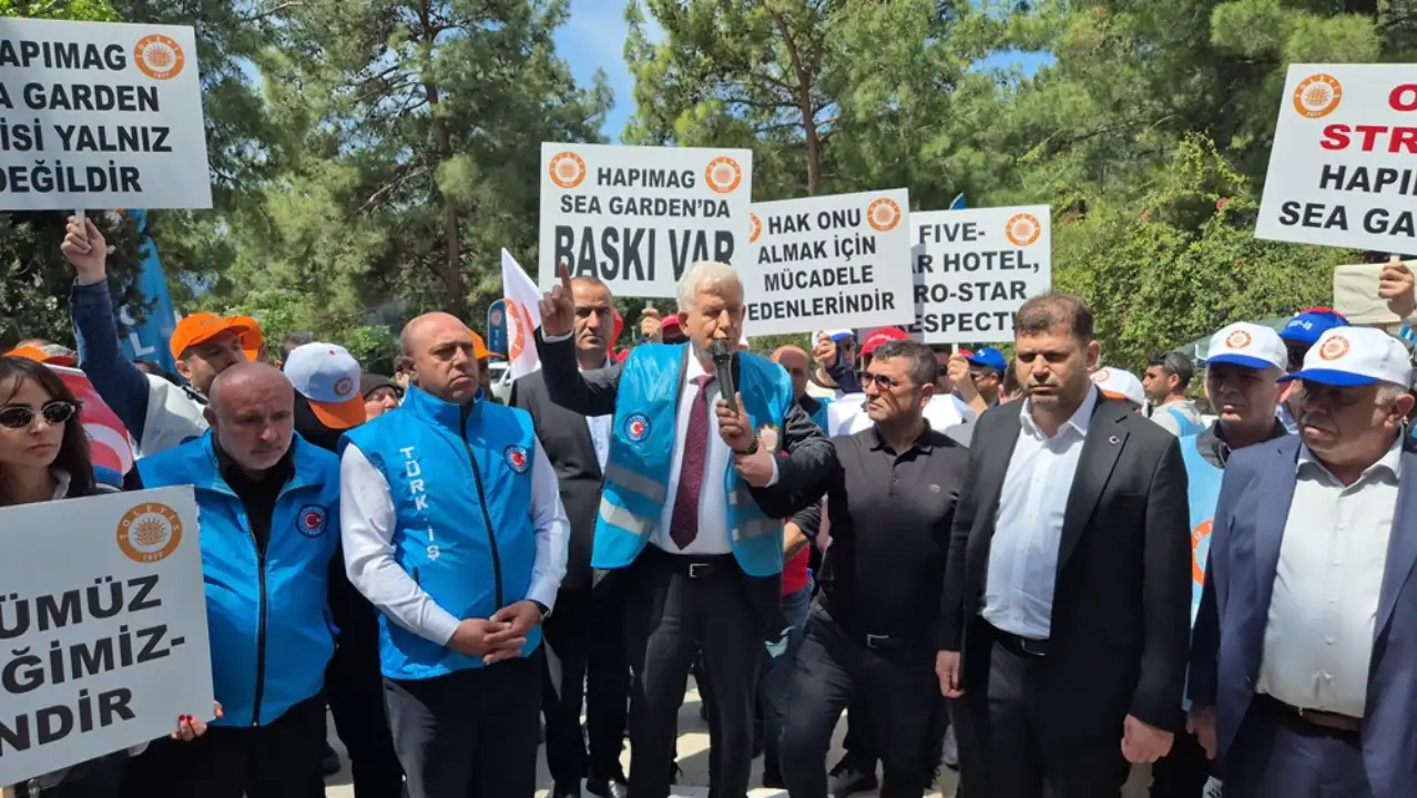 Bodrum'da turizm işçileri grevde: İş ekmek yoksa barış da yok