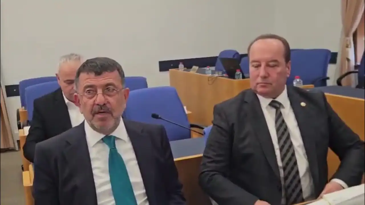 CHP'li Ağbaba: Meşhur siyasetçilerin parasının aklanacağıyla ilgili kuşkuluyuz