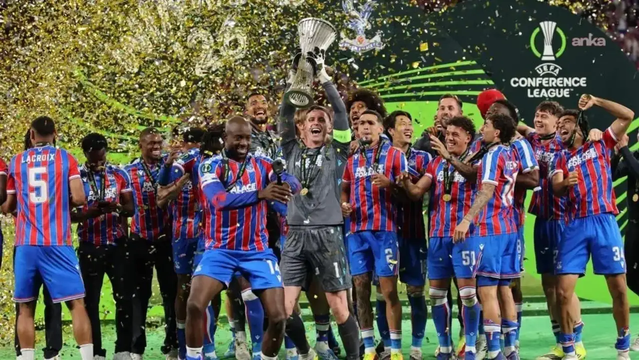 Crystal Palace, UEFA Konferans Ligi şampiyonu oldu