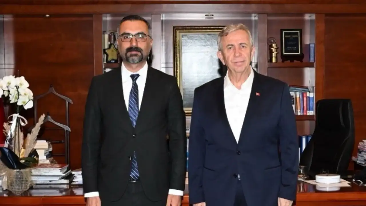 Alican Uludağ, Mansur Yavaş'ı zirayet etti
