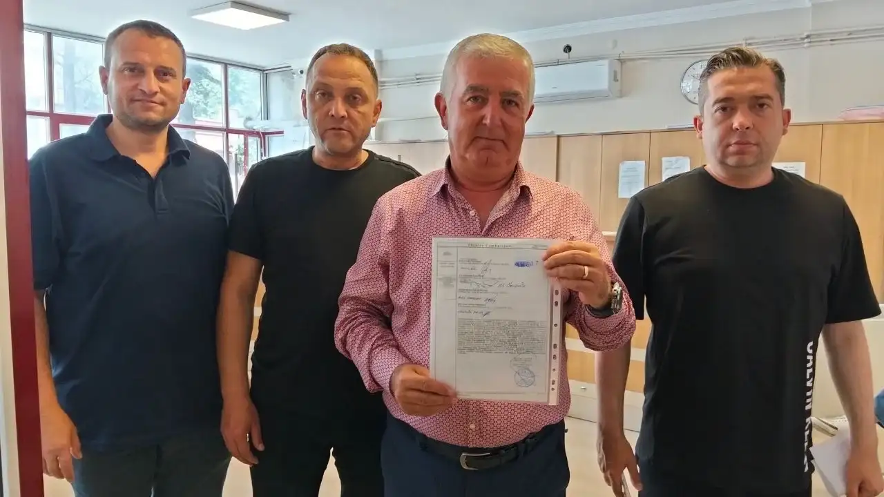 CHP Bilecik delegeleri olağanüstü kurultay için imza verdi