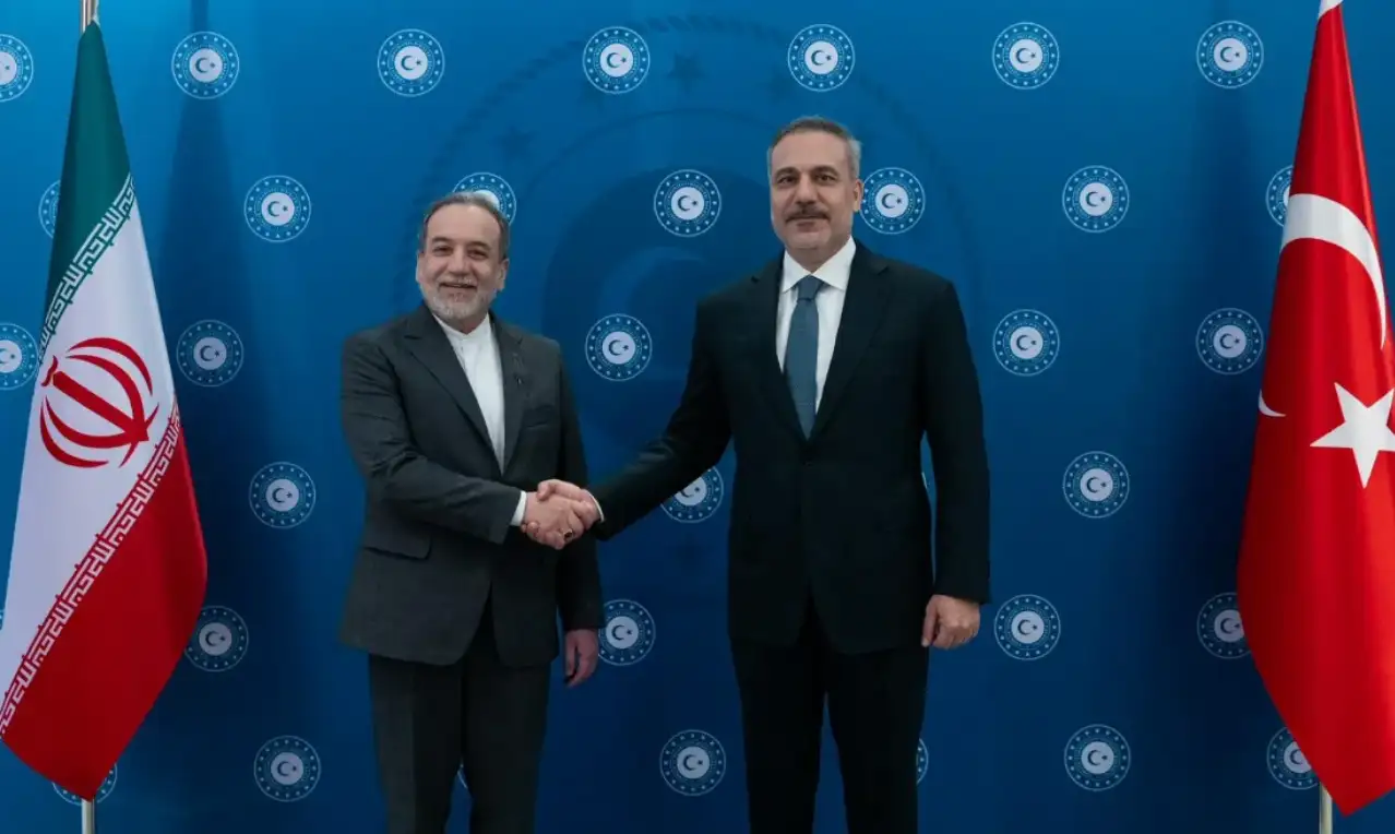 Dışişleri Bakanı Fidan, İranlı mevkidaşı ile görüştü