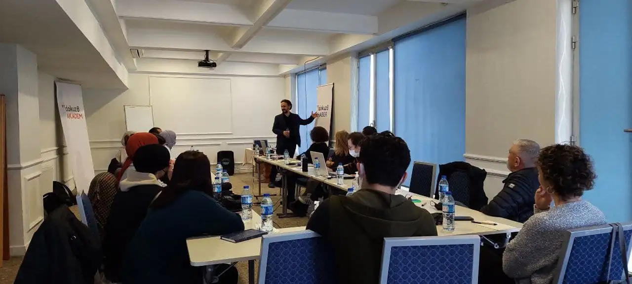 Samsun'da yeni medya eğitimi yapıldı: "Okulda 4 yılda göremediğimiz bilgileri burada bulduk"