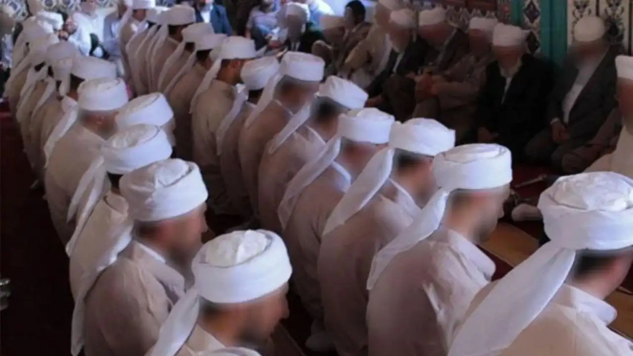 Türkiye'de kaç kişi cemaat ve tarikatlara mensup?
