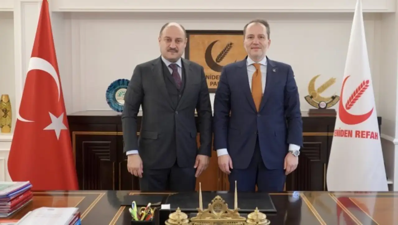 AKP’de 4 dönem milletvekilliği yapan Gürpınar, Yeniden Refah Partisi’ne katıldı