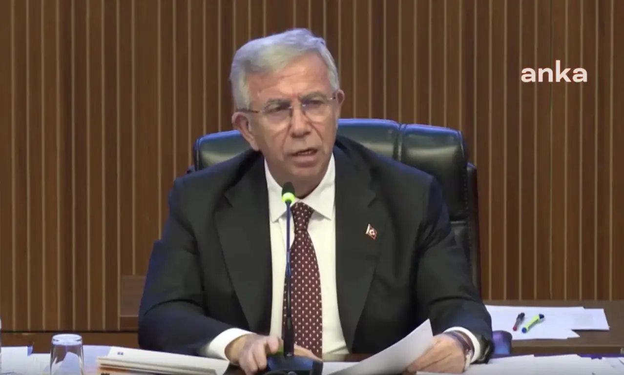 Mansur Yavaş meydan okudu: "Dışarıdan gazel okuyanlar, göbek atanlar var, hepsinin derdini biliyorum"