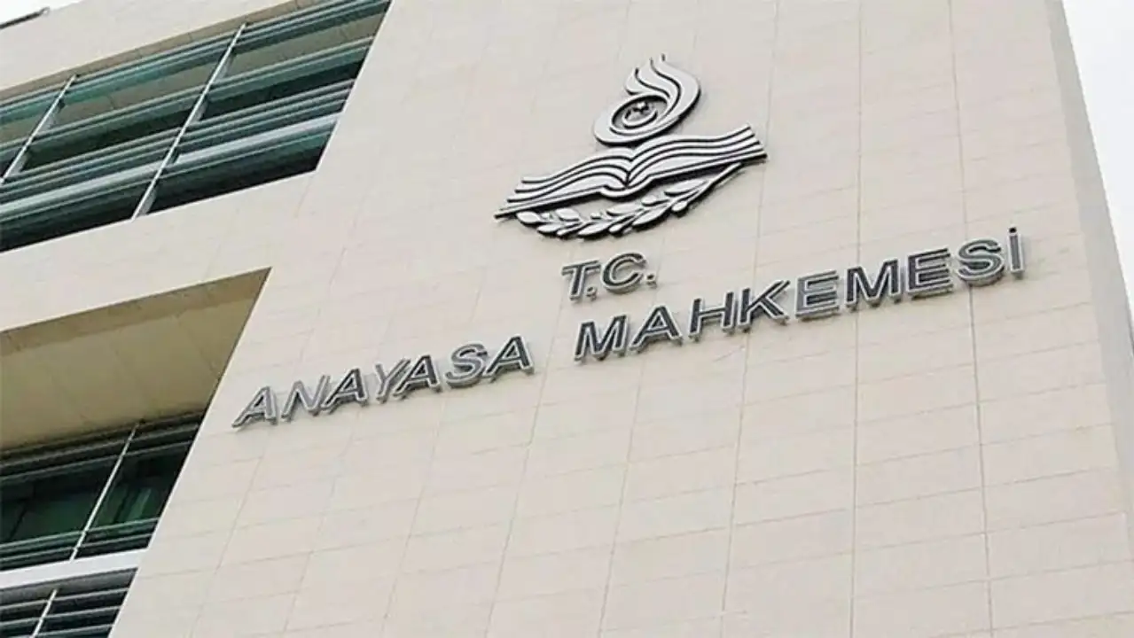 Anayasa Mahkemesinden vergi kararı: Kulüplerin borcu sporcuya yansıtılamayacak