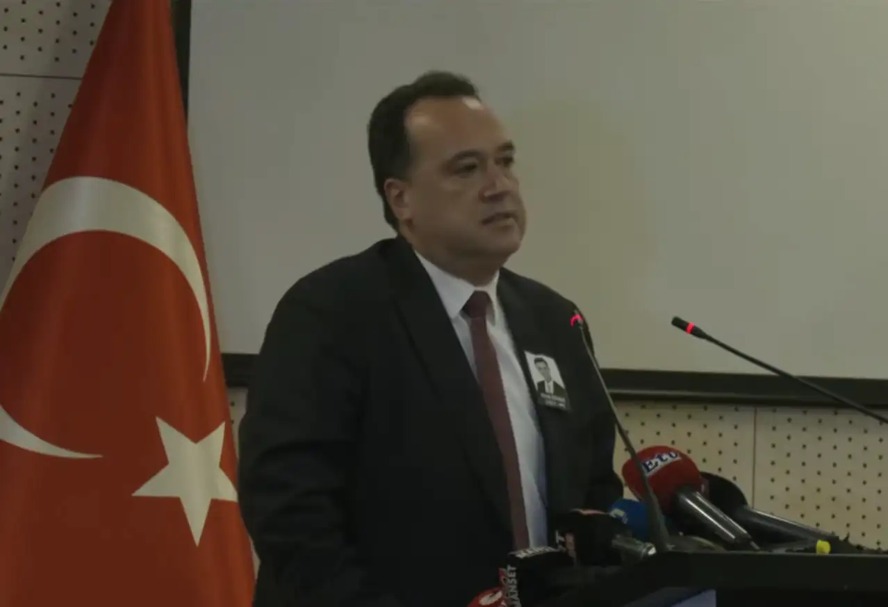 Besim Dutlulu’dan Demirhan Gözaçan’ın gözaltına alınmasına tepki
