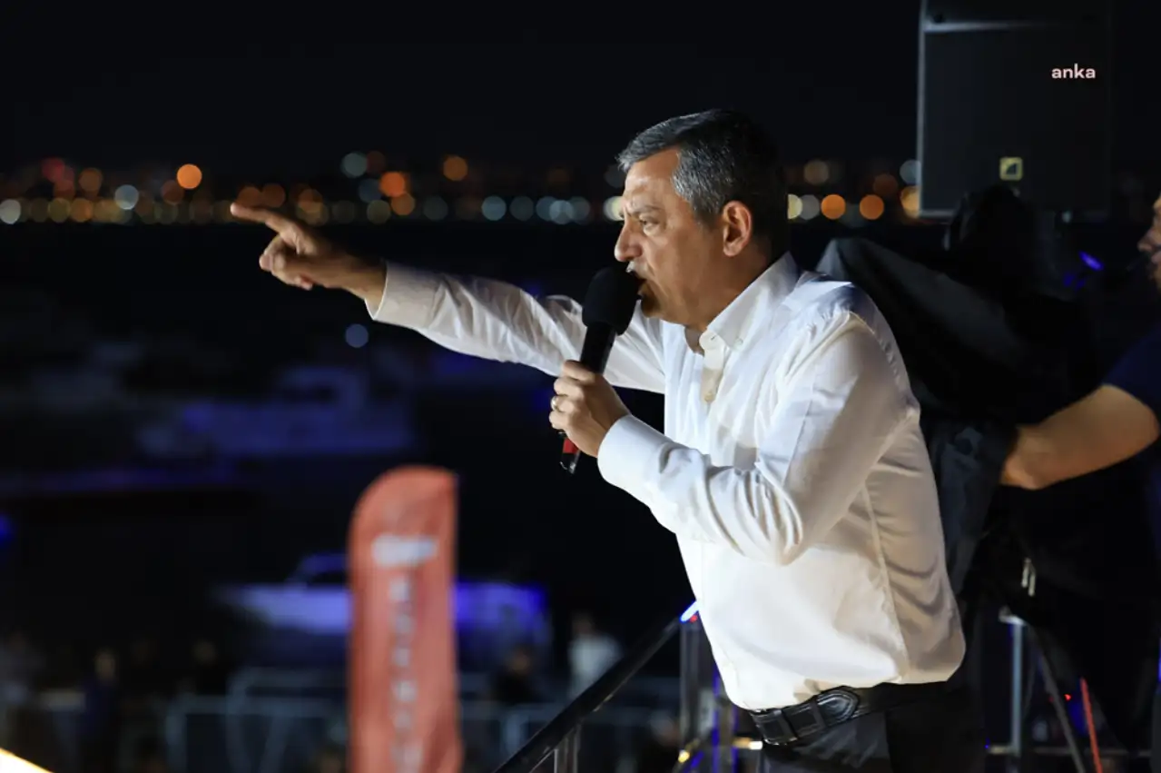 Özel'den Çerçioğlu'na: Millet iradesine kapkaç
