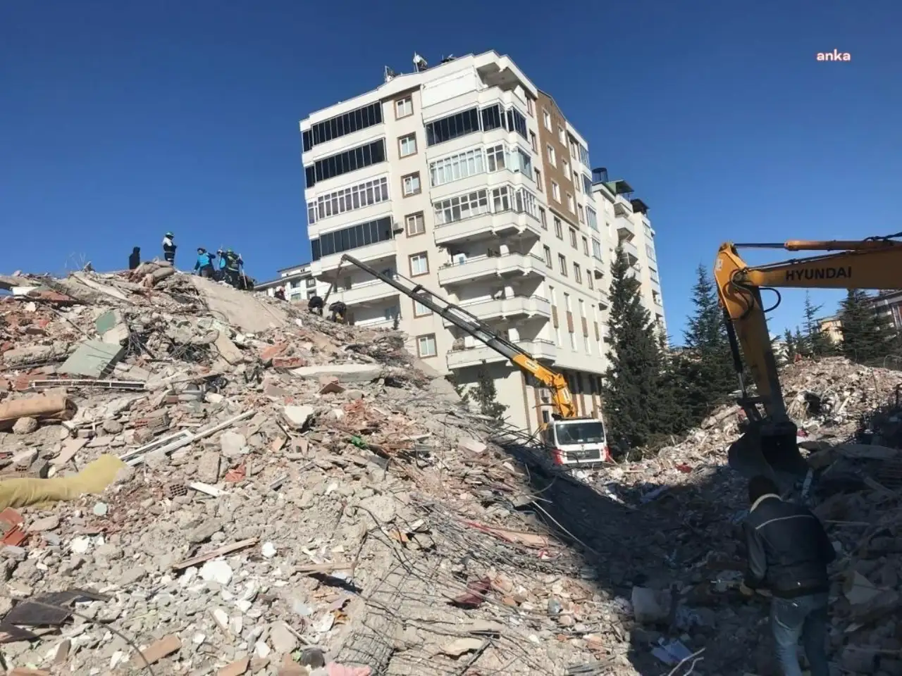Malatya'da deprem davası: 2 sanığa 17 yıl 6 ay, 2 sanığa 10 yıl hapis