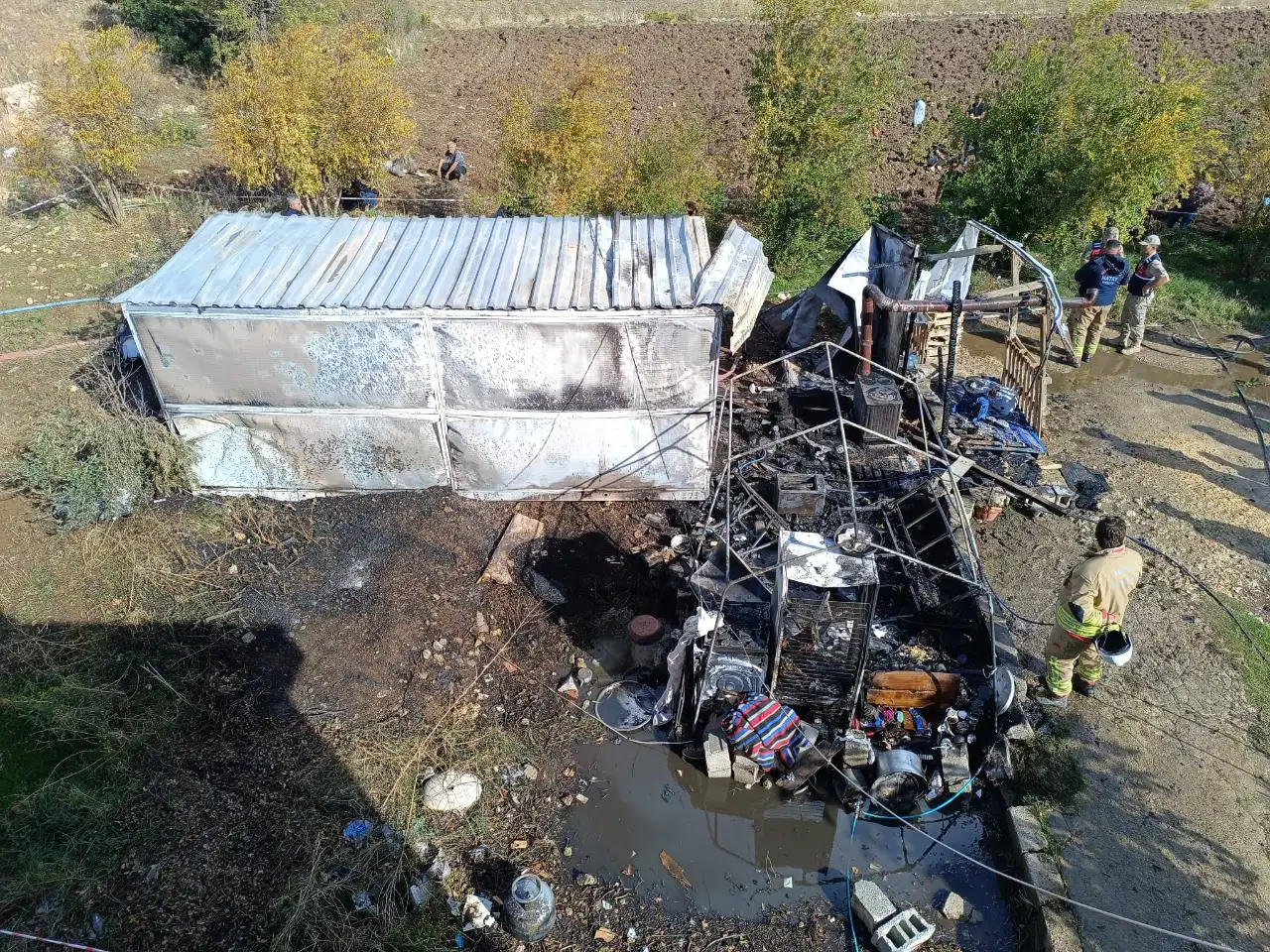 Hatay'da konteynerde çıkan yangında bir bebek öldü, annesi yaralandı