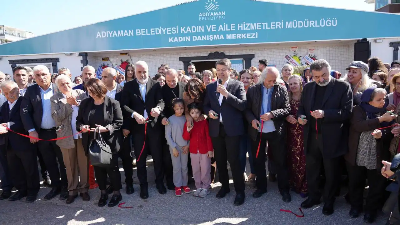 8 günde 2 açılış ve 3 temel atma, Başkan Tutdere: Depremin yaralarını yatırımlarla sarıyoruz