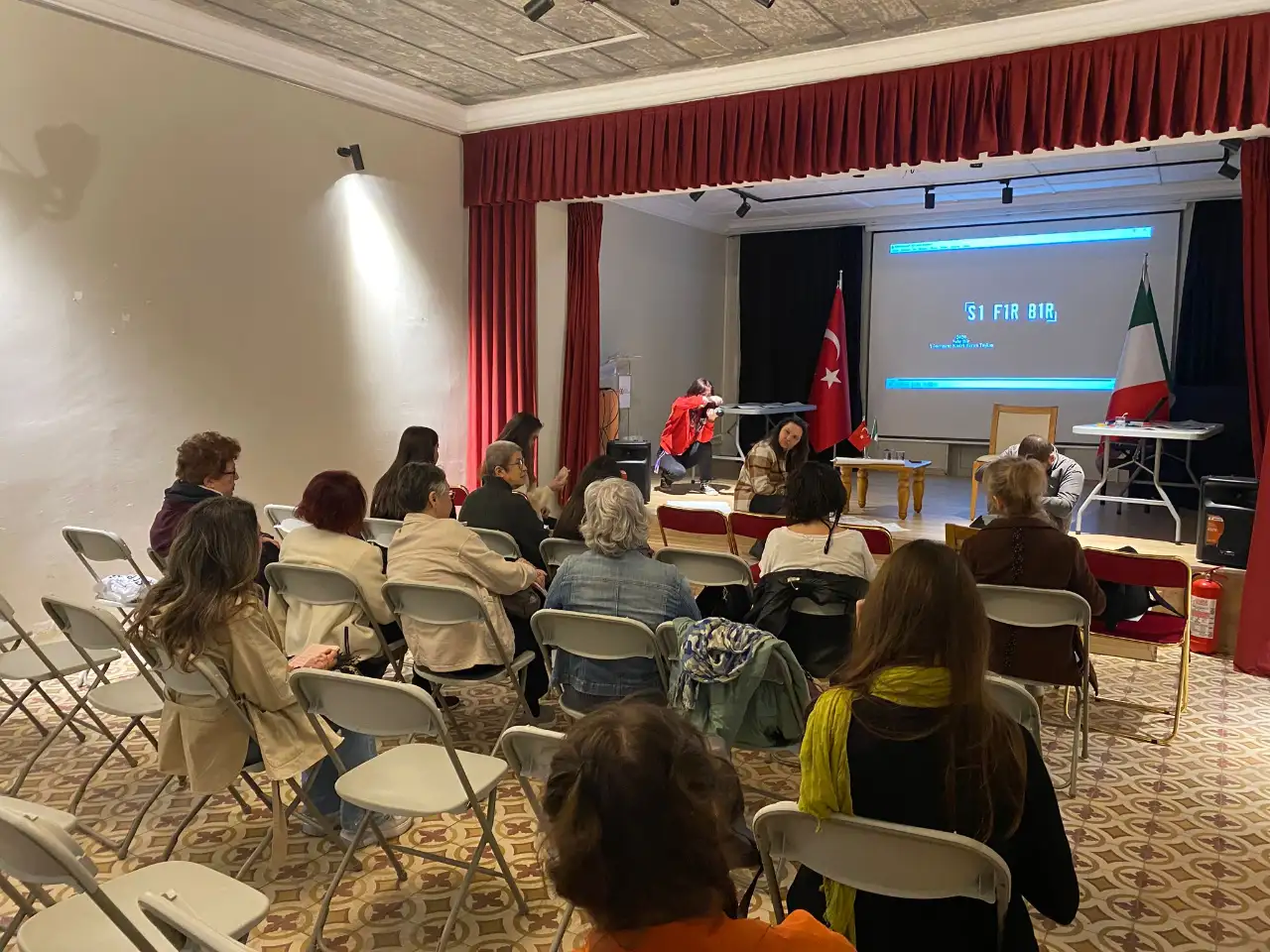 "İzmir film karakteri olursa"