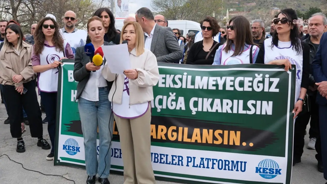 KESK Tunceli'de Gülistan Doku ve şüpheli kadın ölümleri için yürüdü