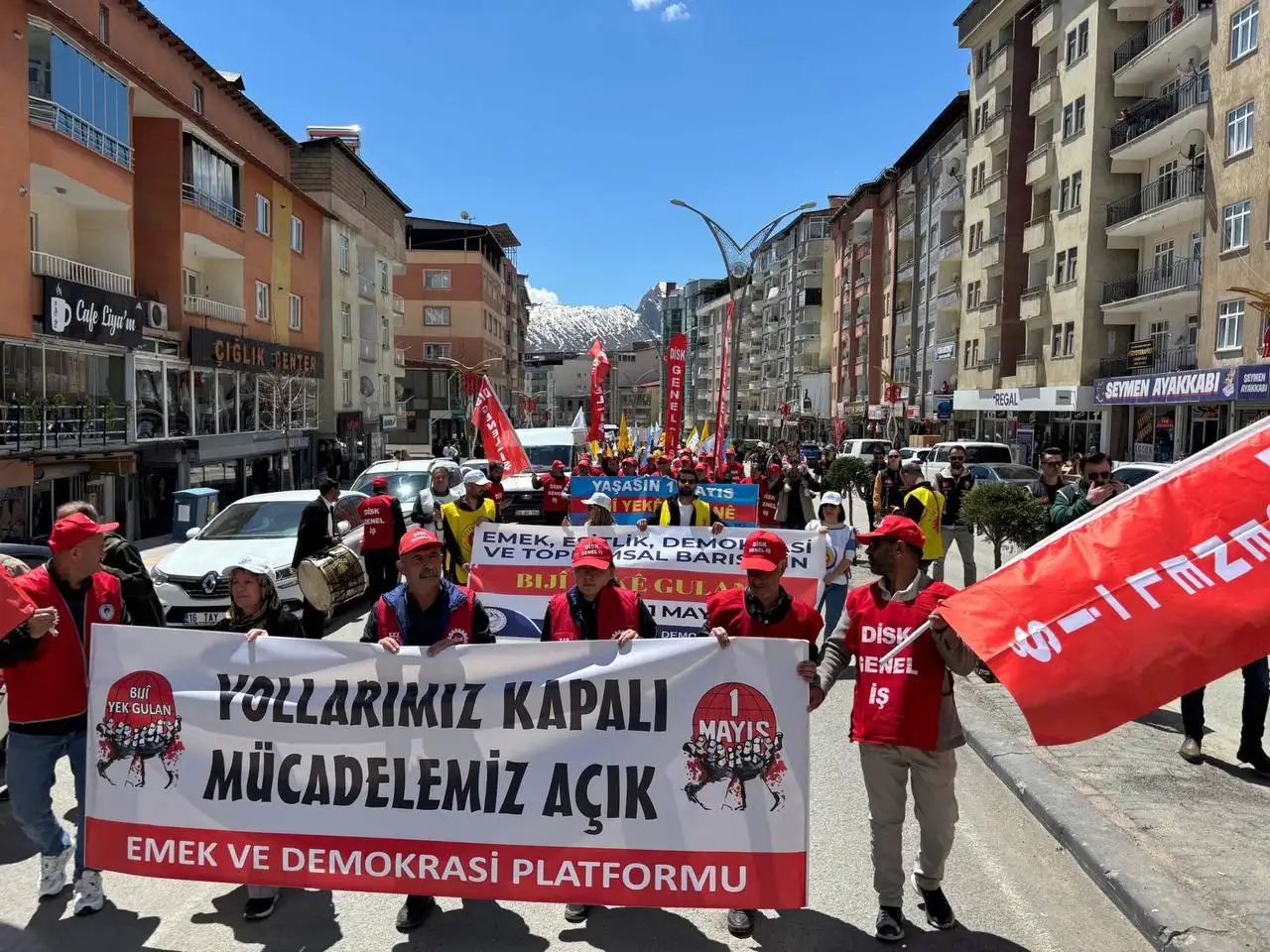 Hakkari'de 1 Mayıs kutlanıyor