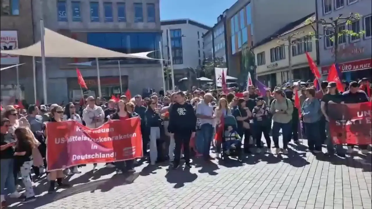 Almanya'da 1 Mayıs: Sendikalar sağlık reformu ve artan yaşam maliyetini eleştirildi