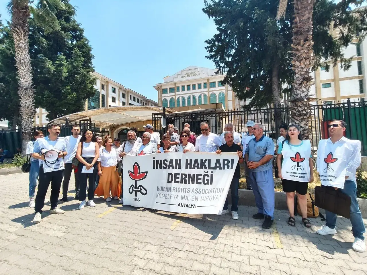 İHD Antalya: Tecrit uygulamalarından derhal vazgeçilsin, Seda Baykan’ın talepleri karşılansın