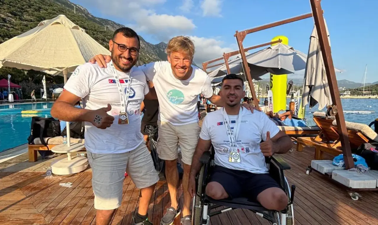 MSSK’nın Para Yüzücüleri Antalya Kaş’taki Açık Deniz Yüzme Şampiyonası’na damga vurdu