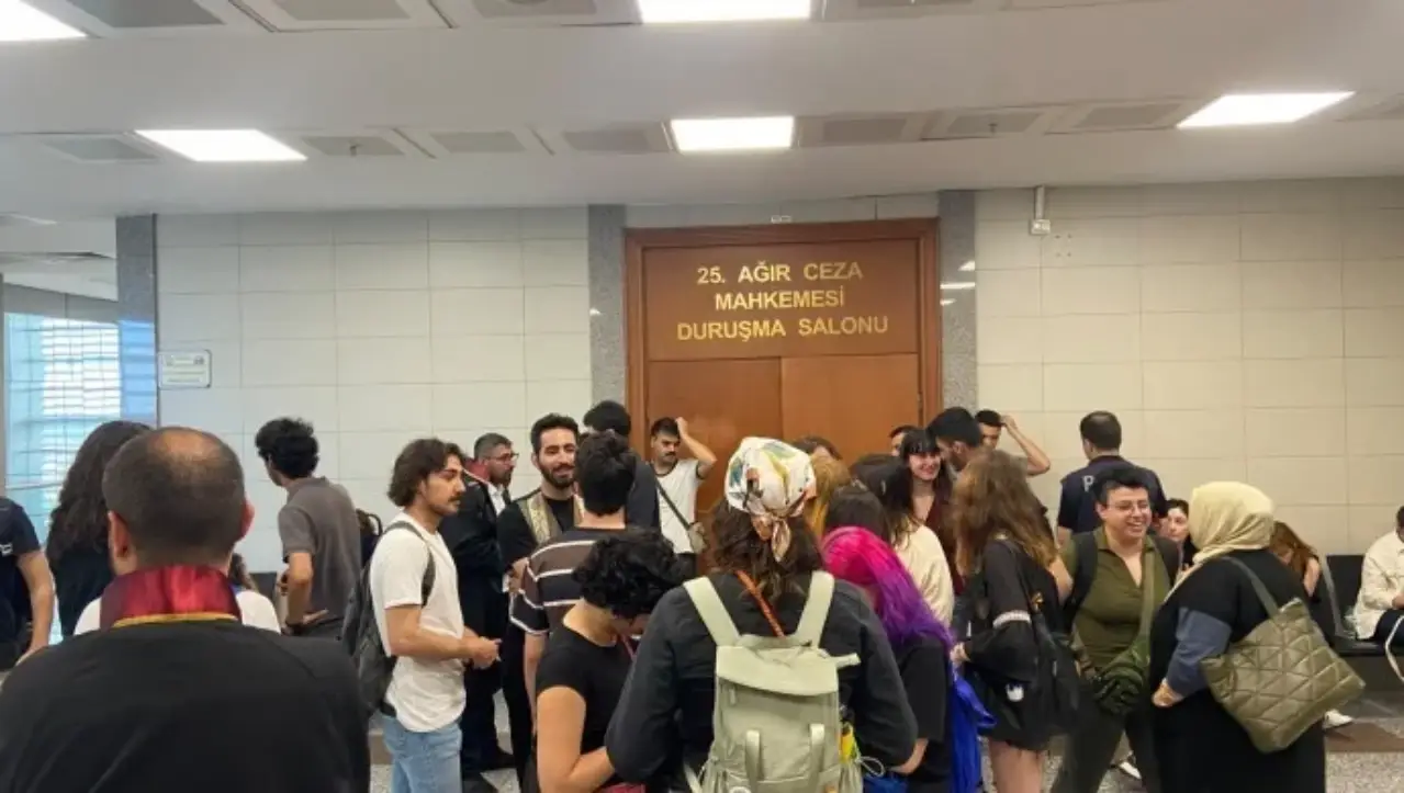 SGDF Eşbaşkanı Berfin Polat ilk duruşmada tahliye edildi