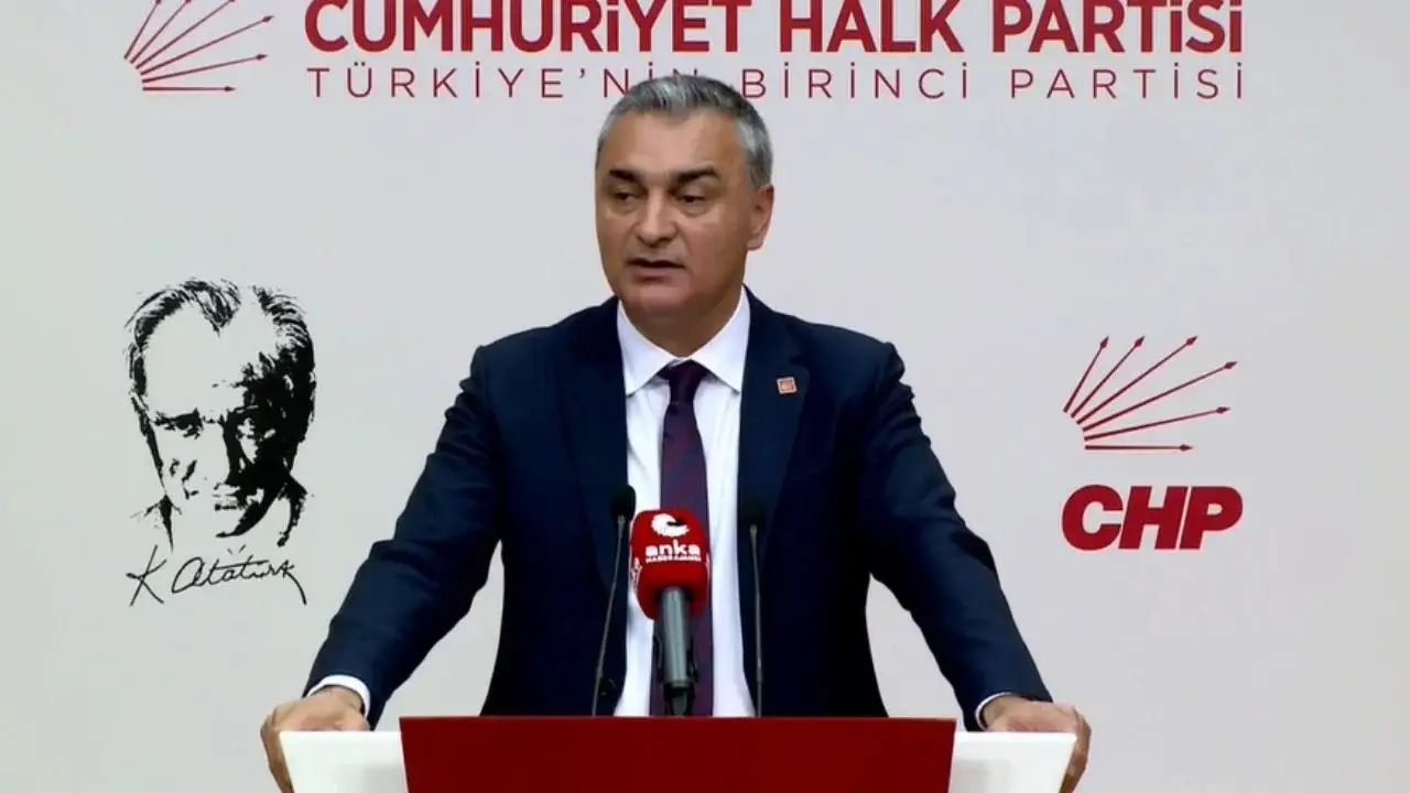 Müslim Sarı: İstifalar sonrası kurultaya gidilmesi konusu hukuken mümkün değil