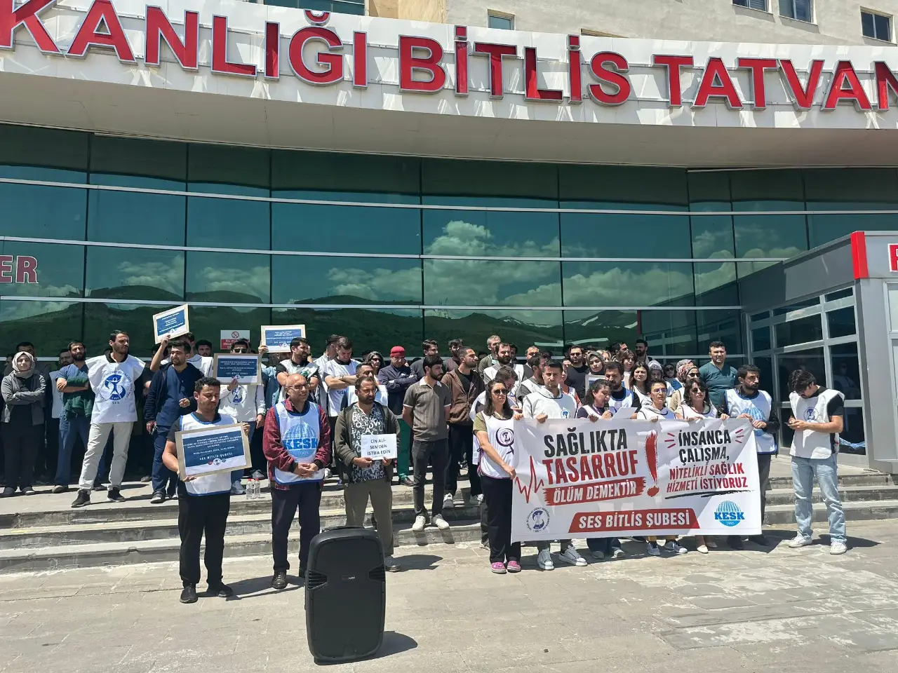 SES Bitlis Şubesi: Sağlıkta tasarruf olmaz!