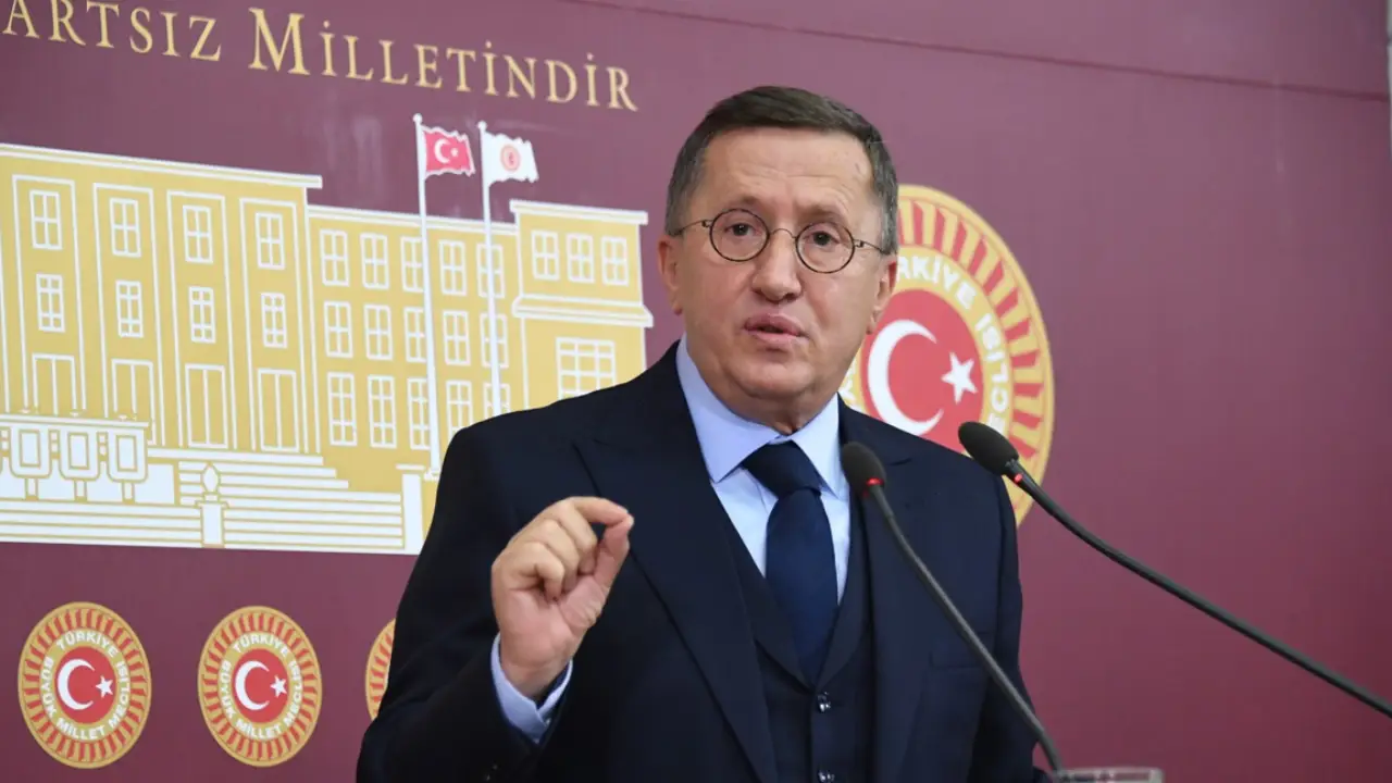 İYİ Partili Türkkan: KYK borçlularının müteahhitler kadar değeri yok mu?