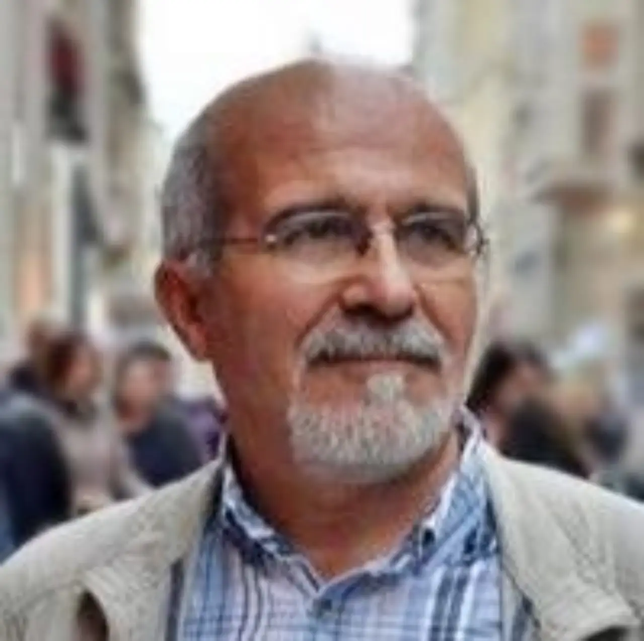 Dr. Mustafa Peköz