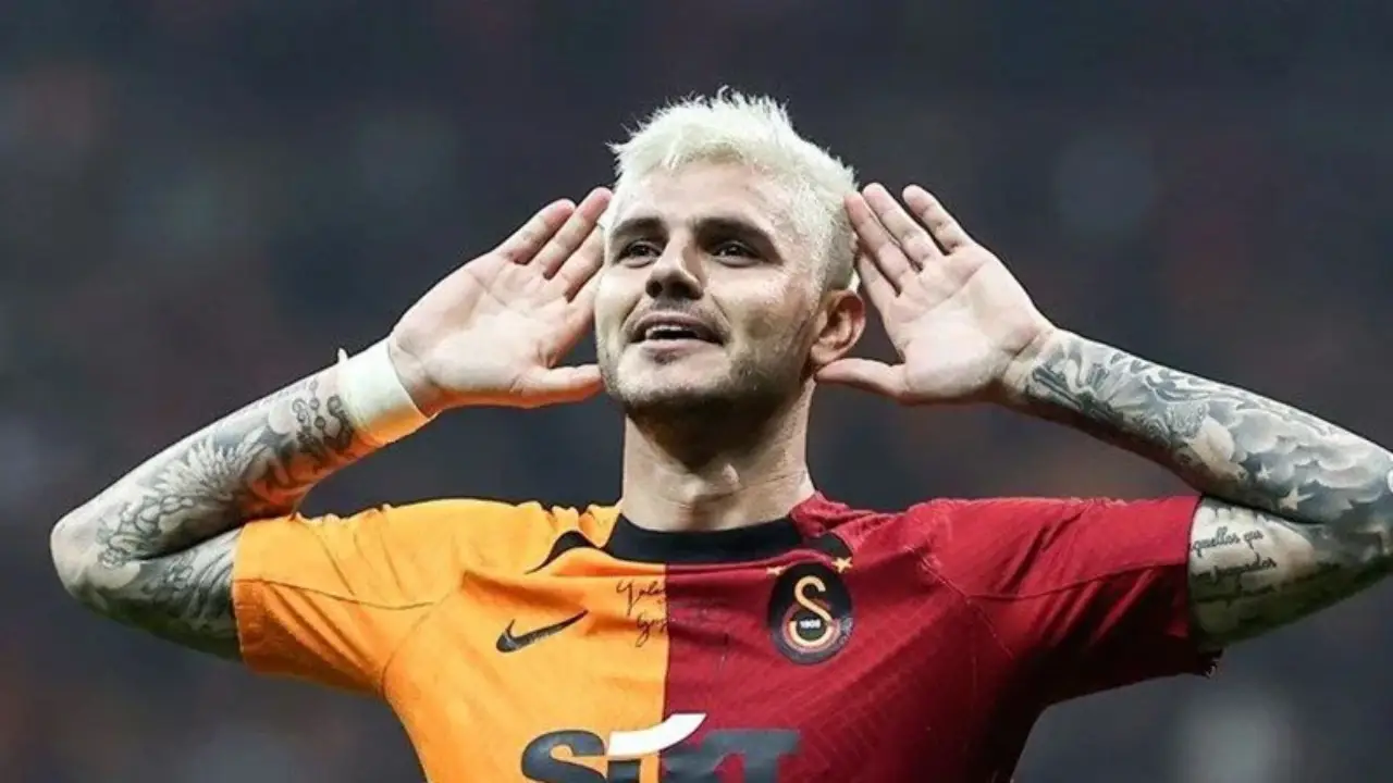 Galatasaray'da top koşturan Mauro Icardi