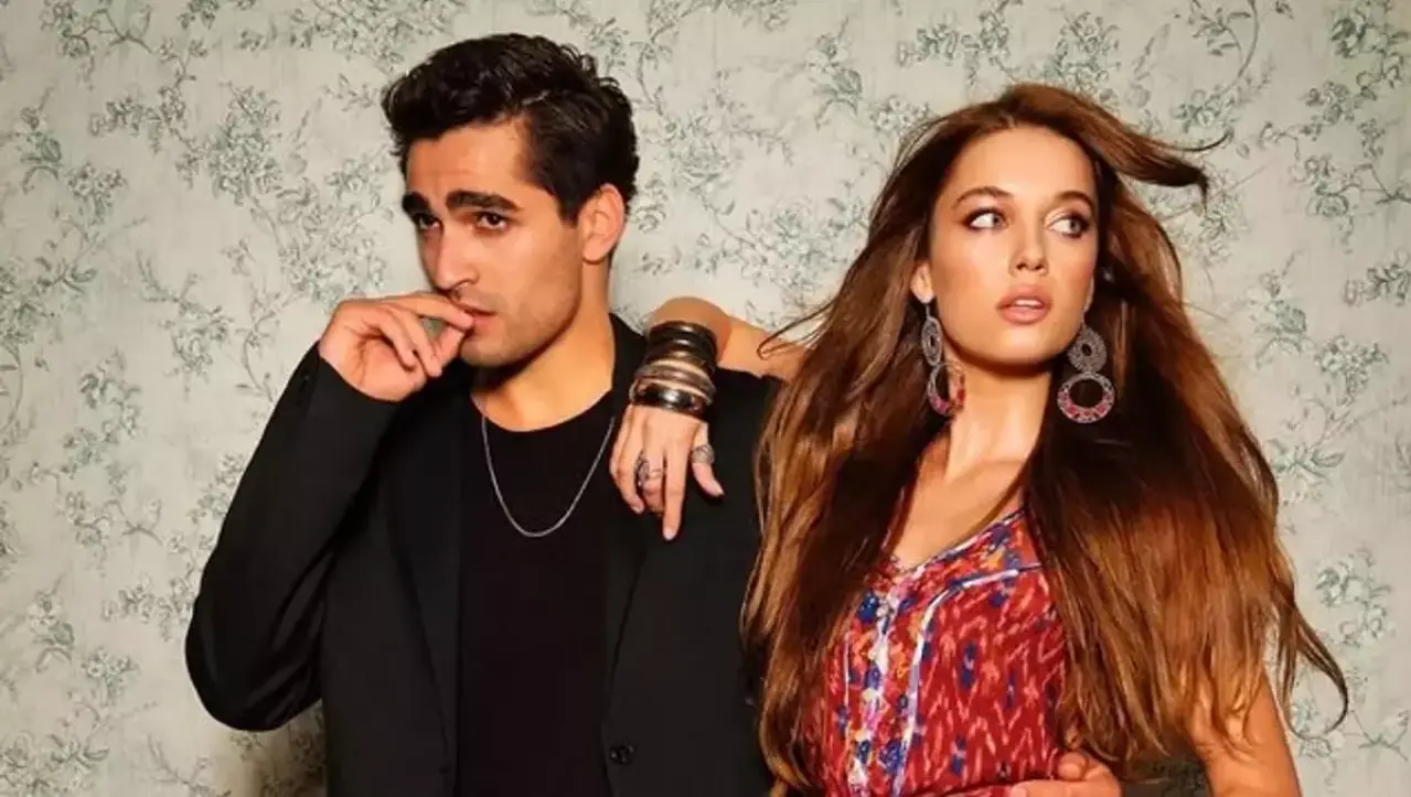 Önceki yıl olduğu gibi bu yıl da “Yalı Çapkını” en trend dizi oldu. “Yalı Çapkını” dizisini, “Wednesday”, “Kızılcık Şerbeti” ve “Aile” dizileri takip etti.
Diğer diziler ise şöyle:
Kızılcık Şerbeti
Aile
Hudutsuz Sevda
Şahmaran
Yabani
The Last Of Us
Kirli Sepeti
Ruhun Duymaz